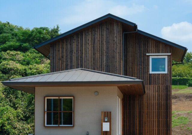 豊かな緑と感性が響き合う。自然と共存する住まい