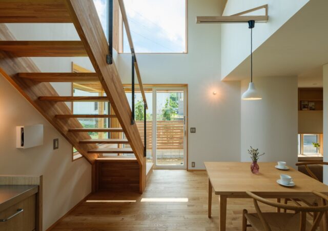 家づくりにおいて“実際に触れる”大切さ